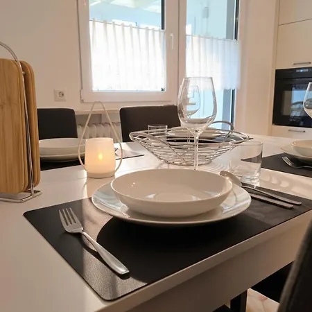 Rueckzugsort Mit Bergblick In Baiersbronn-obertal - Beheizter Wintergarten & Kostenfreier Parkplatz - 70qm * Baiersbronn