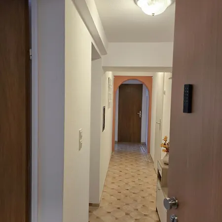 Rueckzugsort Mit Bergblick In Baiersbronn-obertal - Beheizter Wintergarten & Kostenfreier Parkplatz - 70qm Apartmán *