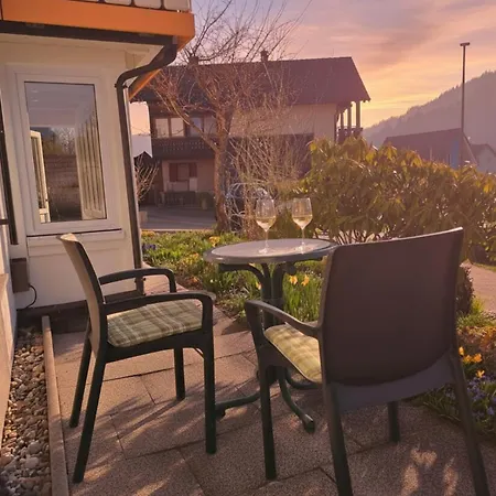 Rueckzugsort Mit Bergblick In Baiersbronn-obertal - Beheizter Wintergarten & Kostenfreier Parkplatz - 70qm *