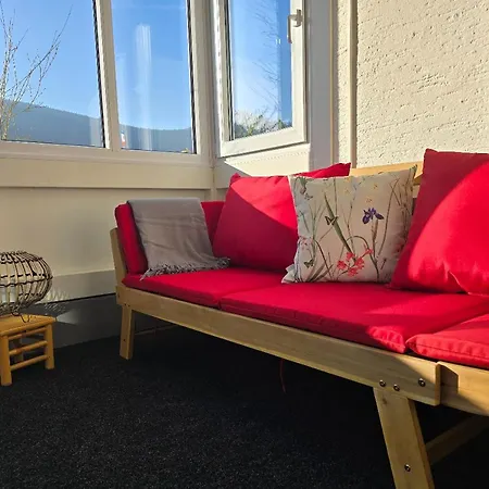 דירה Rueckzugsort Mit Bergblick In Baiersbronn-obertal - Beheizter Wintergarten & Kostenfreier Parkplatz - 70qm באיירסברון